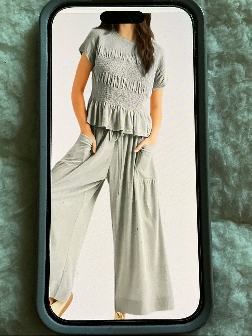 Margo & Main “Connie Relaxed Elegance
2 piece set”